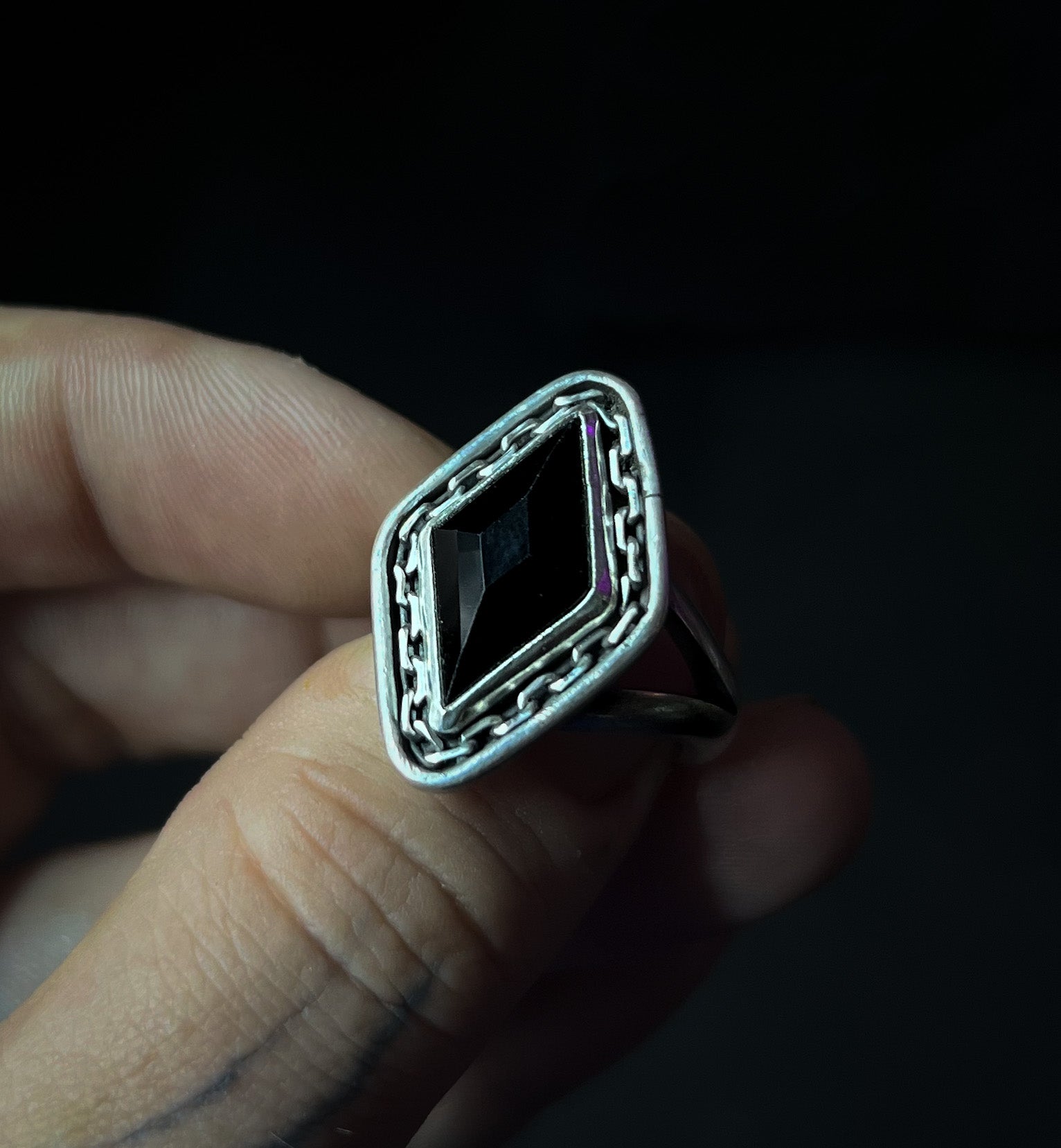 Onyx size 8