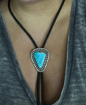 Turquoise and chain bolo